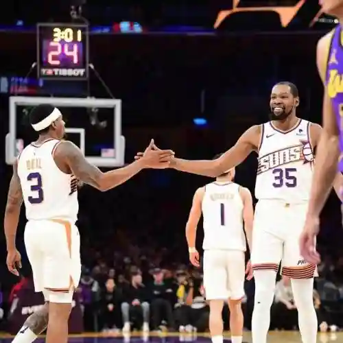 体育联盟阵容(nba各个队最新阵容)插图4