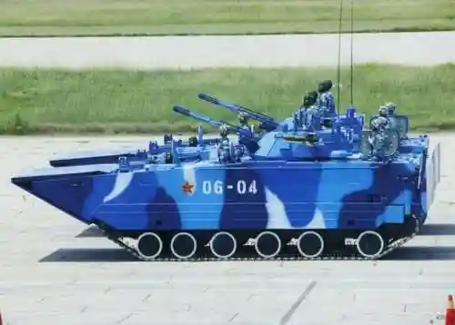装甲班武器插图