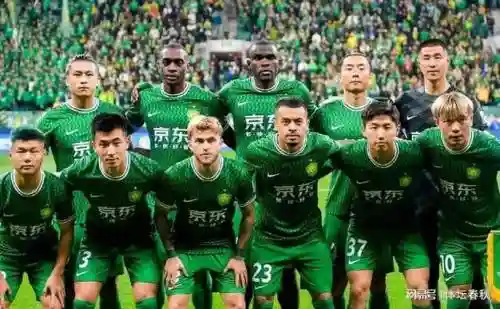 国安阵容中锋