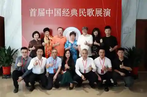 民歌评委阵容插图