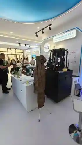 隐形公司装备插图1