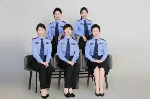 四警花阵容插图1